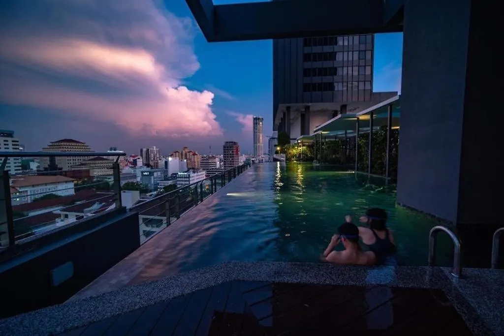Apartment 2 Bedrooms Suite At 218 Macalister Malaysia